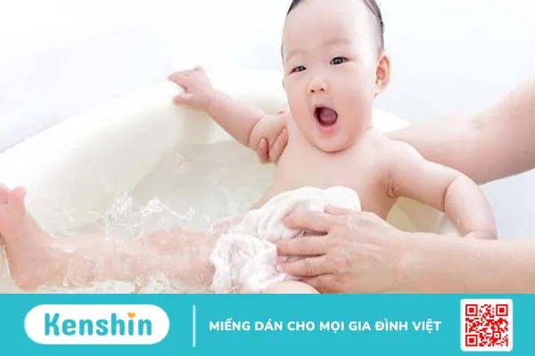 7 điều cần lưu ý khi tắm cho trẻ sơ sinh