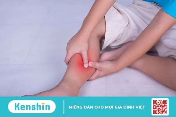 Bắp chân có cảm giác nóng là dấu hiệu của bệnh gì?