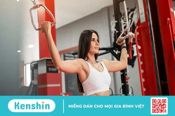 Các bài tập ngực cho nữ ở phòng gym cho người mới bắt đầu