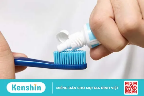 Cách đối phó hiệu quả khi bị dị ứng kem đánh răng