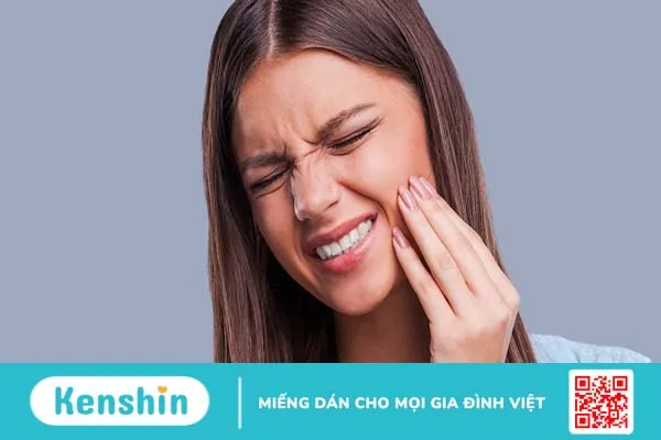 Chảy máu răng khi ngủ dậy có nguy hiểm không?