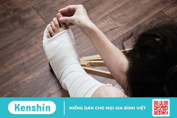 Đóng đinh nội tủy là thế nào? Ưu điểm và rủi ro của phương pháp đóng đinh nội tủy