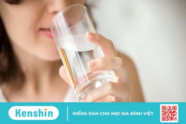 Giải đáp thắc mắc: Uống nhiều nước có giảm cân không?