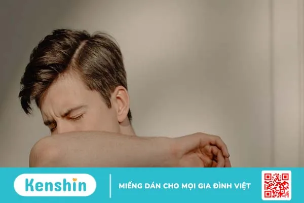 Ho gà viêm phổi có nguy hiểm không?