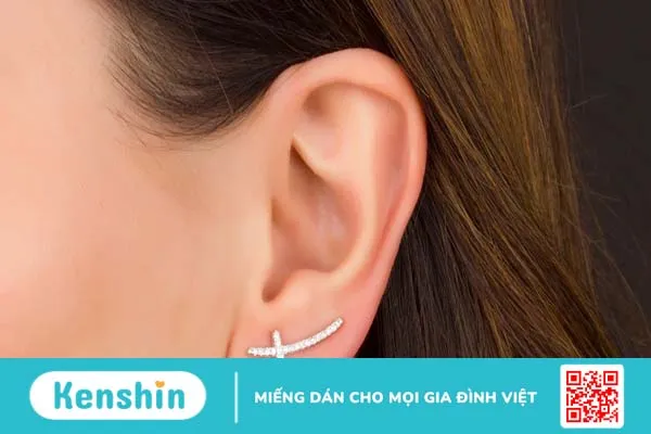 Làm sao khi lỗ tai bị bít? Thông lỗ tai bít cực đơn giản