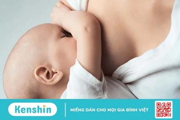 Nên làm gì khi trẻ 3 tháng tuổi lười bú?