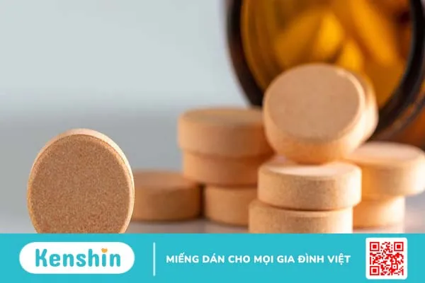 Ngộ độc vitamin C gây ra triệu chứng gì? Bổ sung vitamin C bao nhiêu là đủ?