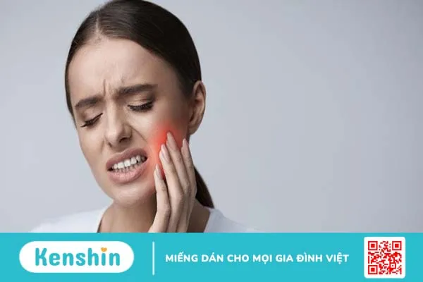 Nhổ răng xong nên ăn gì cho mau lành?