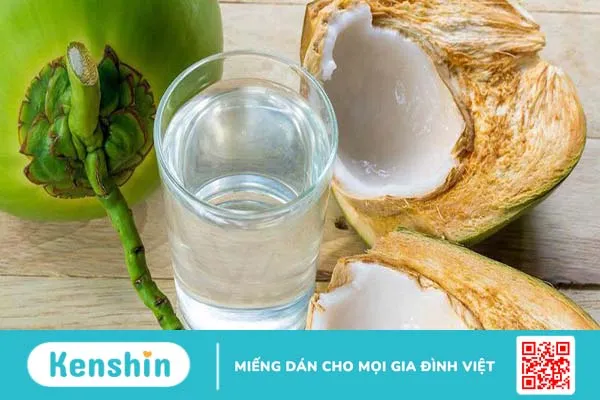 Những ai không nên uống nước dừa, bạn có biết?