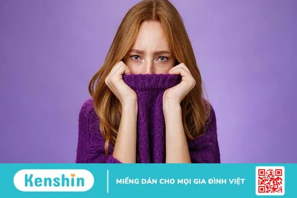 Rùng mình là gì? Làm thế nào để hết rùng mình?