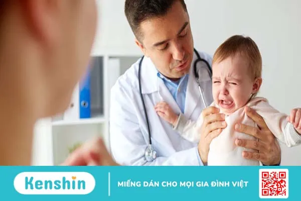 Tìm hiểu nguyên nhân trẻ sơ sinh chảy nước mắt 1 bên