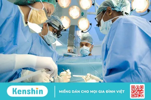 Viêm tai giữa mãn tính có phải mổ không? Những phương pháp mổ viêm tai giữa